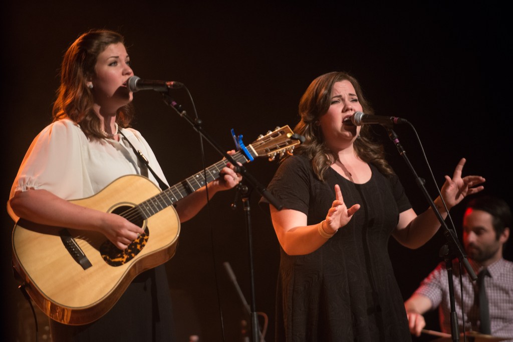 Secret Sisters were a really good fit for this crowd, typically most of the patrons hang out and drink in the lobby during the opener but these ladies pulled them in.
