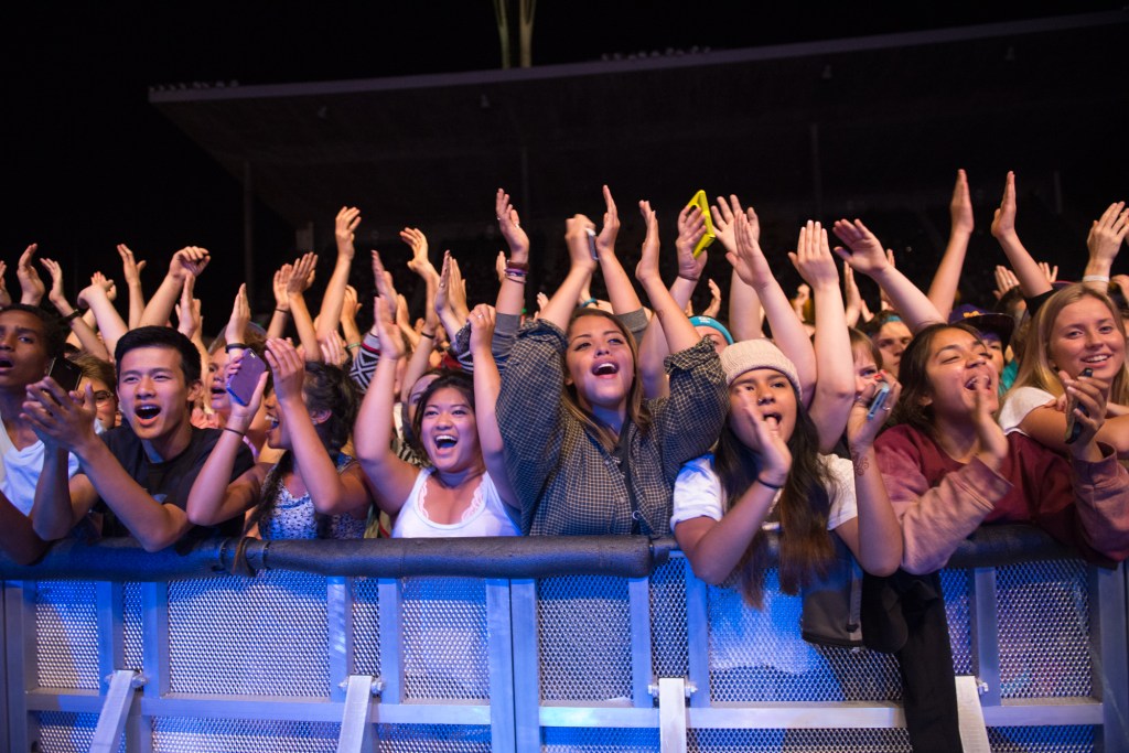 Head and the Heart closed out the night with hometown love abounds. Photo by Morgen Schuler