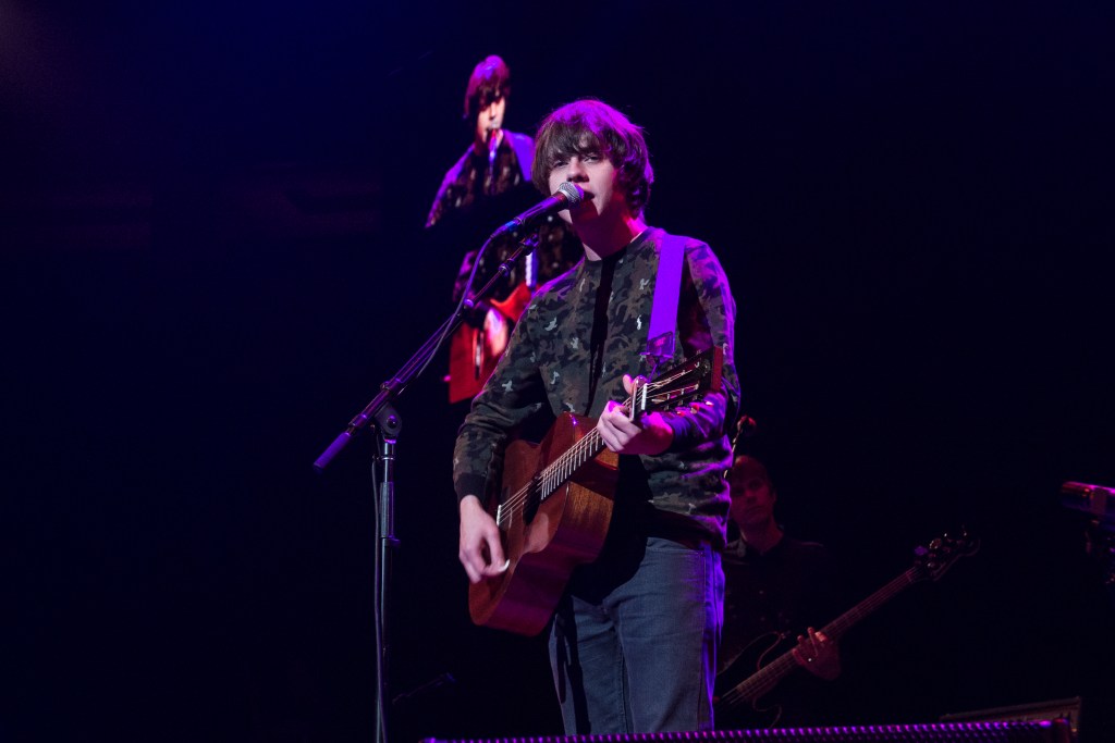 Jake Bugg had a charming easy-going style that pleased the crowd. Photo by Morgen Schuler