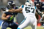 Seattle running back Marshawn Lynch picks up 7 late in the third quarter.