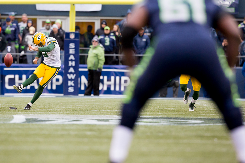 Following another field goal, Green Bay kicks off to Seattle early in the fourth quarter.