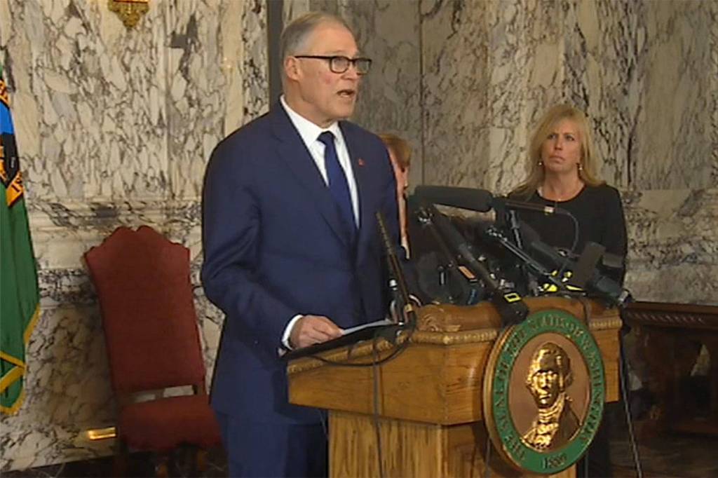 Inslee announces major school closures for a month