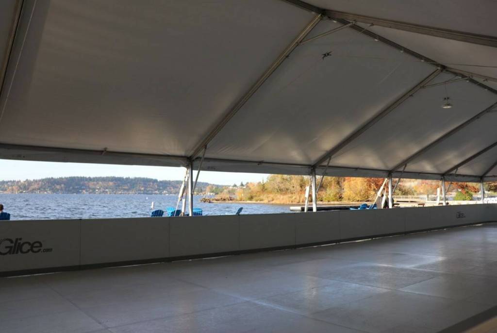 The Hyatt-Regency Glice ice-skating rink on Lake Washington. Photo courtesy of Hyatt-Regency Lake Washington